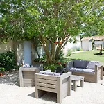 Le Charhido Bed & Breakfast