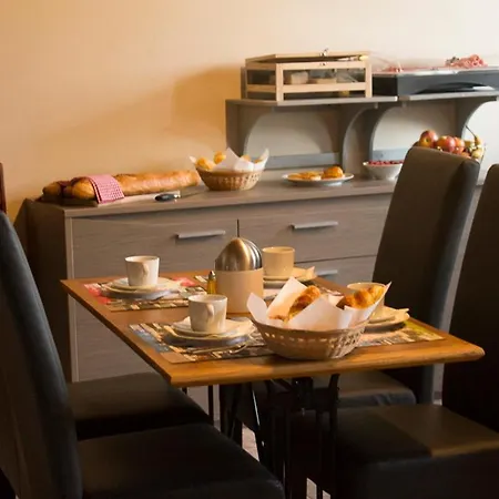 Le Charhido לינה וארוחת בוקר