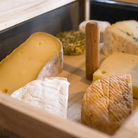 Le Charhido לינה וארוחת בוקר 3*