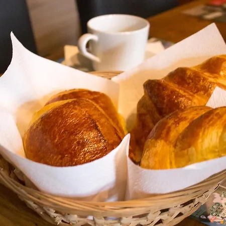 Alojamento de Acomodação e Pequeno-almoço Le Charhido